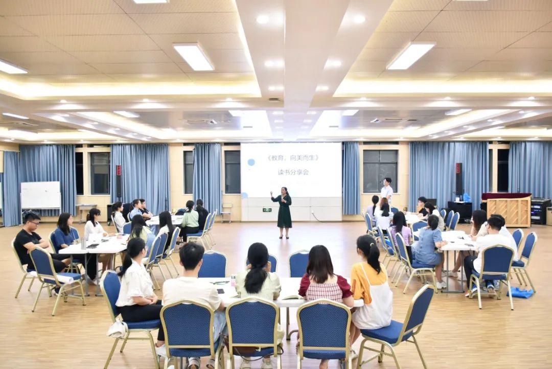 pexels-photo-3878527.jpeg 圖片